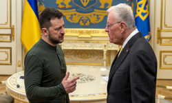 Zelenskiy'den Trump'ın Özel Temsilcisi Kellogg'a en yüksek nişan!