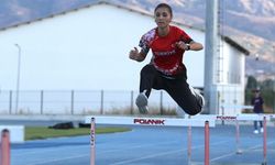 24 yıllık rekoru kıran Elif Akçiçek gözünü yeni şampiyonluklara dikti