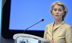 AB Komisyonu Başkanı von der Leyen: Avrupa, 2027'ye kadar Rus fosil yakıtlarına ilişkin sayfayı kapatacak