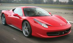 Maliye harekete geçti! 'T' plakalı Ferrariler mercek altında