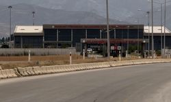Hakkarililer havalimanına ek sefer istedi