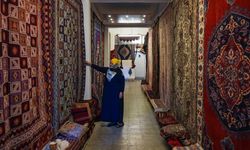 Hollandalı ressamın tablosundaki Bergama halısı, doğduğu topraklarda yeniden dokunuyor