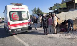Şanlıurfa'da işçileri taşıyan minibüs devrildi: 20 yaralı!