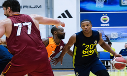 Galatasaray Basketbol Takımı Fenerbahçe'yi deplasmanda devirdi: 91- 82