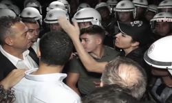 CHP İstanbul İl Başkanlığı'na polis ablukası: 'Yöneticilerin kendi partisine gelmesi engelleniyor'