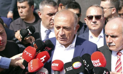 Gürsel Tekin CHP İl Başkanlığı'na geldi: 10 dakika gir- çık yaptı