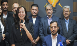 Ak Parti'ye geçmişti: Özlem Vural Gürzel daveti seve seve kabul etmiş