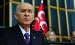Diyarbakır’da sürpriz görüntü: Tarihi surlarda Devlet Bahçeli posteri