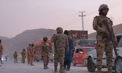 Pakistan’da çatışma: 12 asker hayatını kaybetti, 13 terörist öldürüldü