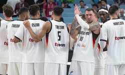 Son dünya şampiyonu Almanya, EuroBasket 2025'te yarı finale yükseldi
