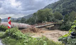 Rize’yi sel vurdu! Rize, Giresun ve Artvin'de dereler taştı, vatandaşlar mahsur kaldı