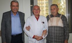 Bir gün arayla bypass ameliyatı olan ağabey ile kardeş taburcu edildi