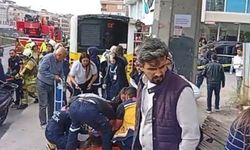 Çekmeköy’de korkutan kaza: Otobüs durağa girdi, yaralılar var