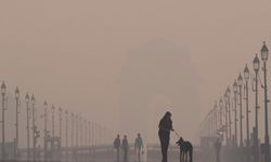 Hindistan, başkent Yeni Delhi'de hava kirliliğine karşı "yapay yağmur" denemeleri yapıyor