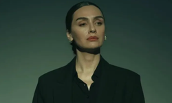 Birce Akalay yine sahnede: 'Mezarlık' 3. sezon için gün sayıyor