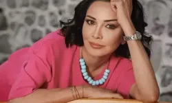 Evrim Akın genç kalma sırrını böyle açıkladı! Sosyal medyayı salladı: 'Biz evliler ne yapalım?'