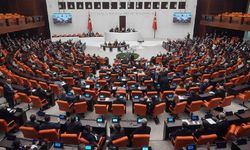 Irak-Suriye tezkeresi Meclis'ten geçti! TSK'nın görev süresi 3 yıl uzatıldı