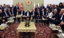 Cumhurbaşkanı Erdoğan'lı fotoğraf eleştirilerine DEM'den yanıt
