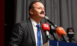 Yavuz Ağıralioğlu depreme yakalandı.. “Tayyip Bey aleyhine konuşunca böyle oluyor”