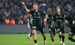 Kocaelispor sahasında Alanyaspor'u 2-0 yendi