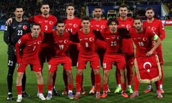 Hakan Çalhanoğlu 100. kez milli formayı giydi