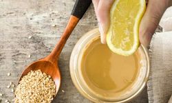 Raflardan ilacı silecek güç: Tahin + Limon