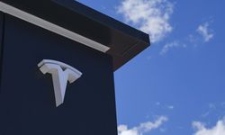 Tesla yaklaşık 13 bin aracını geri çağırıyor