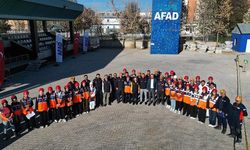 AFAD gönüllüsü 350 üniversite öğrencisi, zorlu eğitimlerle göreve hazırlanıyor