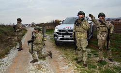 Türk askeri, Kosova'da devriye faaliyetlerine devam ediyor