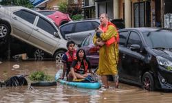 Filipinler'de süper tayfun alarmı: 100 bin kişi tahliye edildi, 300 uçuş iptal oldu