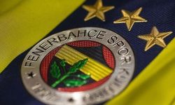 Fenerbahçe, 5 genç futbolcuyla profesyonel sözleşme imzaladı