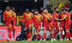 Göztepe savunmasıyla rakiplerine geçit vermiyor