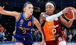 Potanın kadınlar derbisinde zafer Fenerbahçe'nin: 6'da 6 ile yola devam