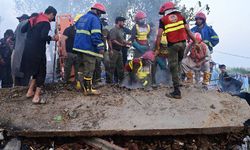 Pakistan'da havai fişek fabrikasında patlama:5 ölü!