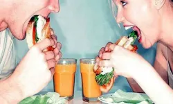 Hızlı yemek yiyenler dikkat! Bu hastalığın geri dönüşü yok