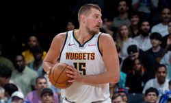 NBA'de Jokic "triple-double" yaptı, Nuggets üst üste 4. galibiyetini aldı