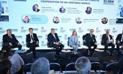 Brüksel'de düzenlenen iş zirvesinde "Türkiye'nin Avrupa savunmasına katkıları" vurgulandı