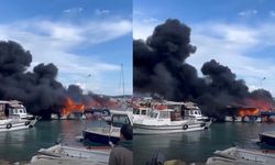 Çeşme'de korku dolu anlar: Tekneler alevlere teslim oldu