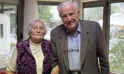 Öğretmen ve öğrencisi 70 yıl sonra aynı huzurevinde buluştu