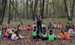 Doğa sevdasını öğrencilerinde çevre bilincine dönüştürüyor