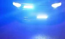 Çakarlı otomobil jandarmadan kaçamadı