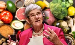 Canan Karatay’ın 'turşu' ısrarı işte bu yüzden: Sofrada olunca vücut başka çalışıyor!