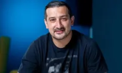 Serhat Akın masaya yumruğu vurdu: 'Bu lig ne ya? Sane’yi kim durduracakmış?'