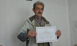 Liseyi 70 yaşında bitiren emekli, üniversite sınavına hazırlanıyor