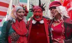 New York’ta geleneksel Noel Baba etkinliği kenti ikiye bölüyor