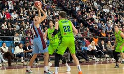 Trabzonspor evinde ağırladığı TOFAŞ'ı 92-87 yenmeyi başardı