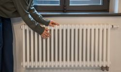 Sahtekarlığın böylesi! 'Petek ısınmıyor' diye çağrılan usta gerçeği görünce şok oldu