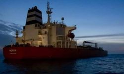 'Mersin' tankeri su aldı: Petrol sızıntısı önlenmeye çalışılıyor!