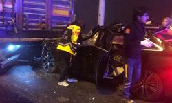 Katliam gibi kaza! Tıra arkadan çarptılar: 4 ölü