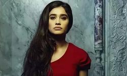 Türkiye’yi terk eden ünlü oyuncu Hristiyan oldu, papazla evlendi